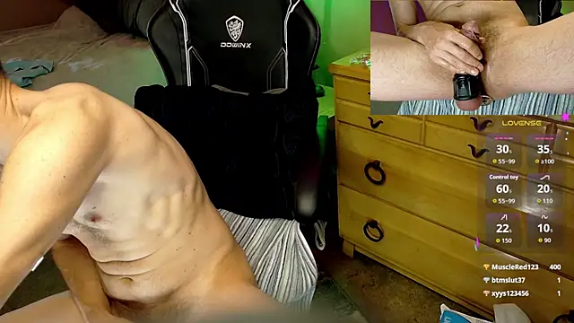 MasterForgedRayy Chat XXX in diretta