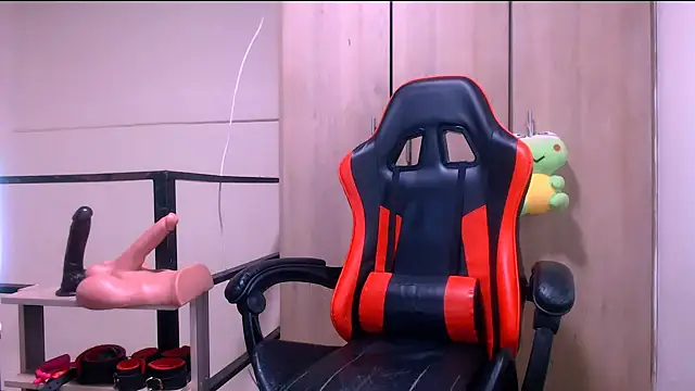 Онлайн чат XXX dilan_abraham12