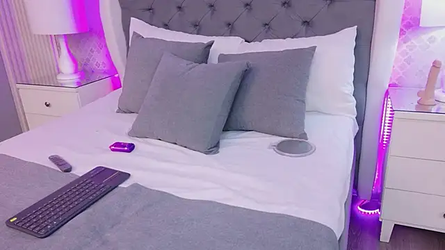 TaniaBlazeのライブXXXチャット