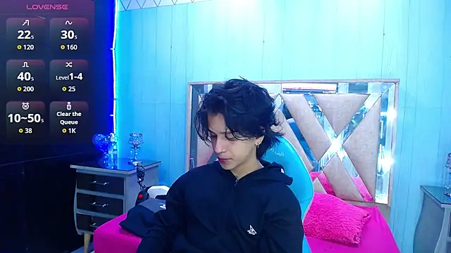 alex_477 Webcam Show