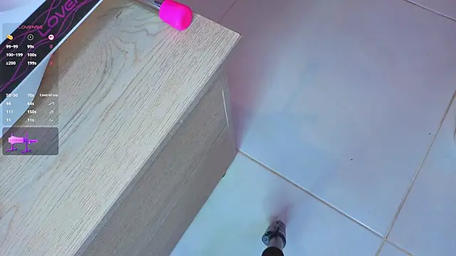 AllisonRoberts_ Adlı Modelin Canlı XXX Sohbeti