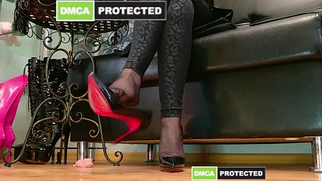 KimDomme: онлайн-секс-чат