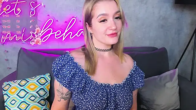 Viickie_Nelsson: онлайн-секс-чат