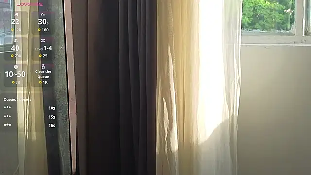 Chat XXX ao vivo de Emma_Revees