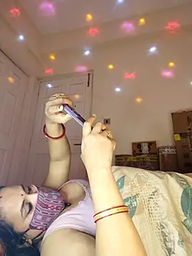 Sheela-Bhabi: онлайн-секс-чат