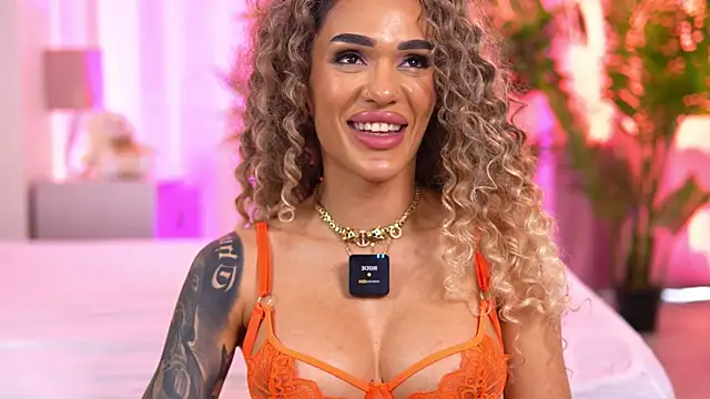 ExoticTala Adlı Modelin Canlı XXX Sohbeti