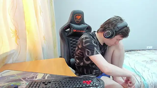 Webkamerová show iliaskrislove