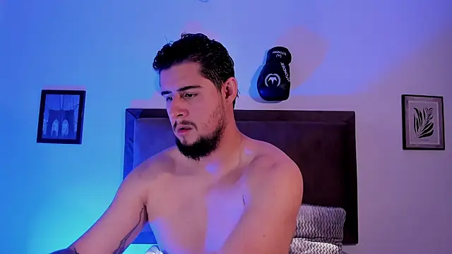 XXX chat uživo modela ryan_evannss