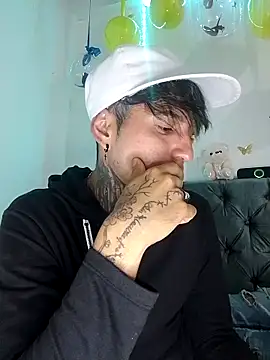 Вебкам-шоу ANDRES_URRIETA