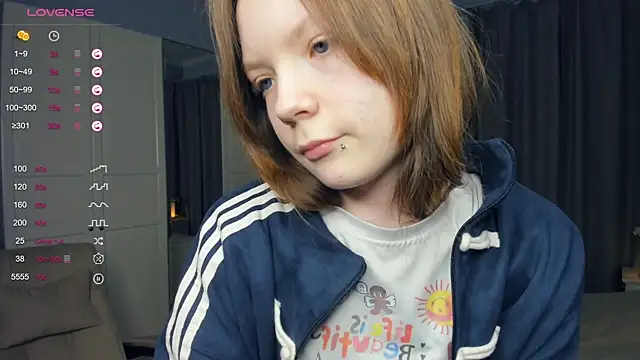 Онлайн чат XXX LavenderMitten