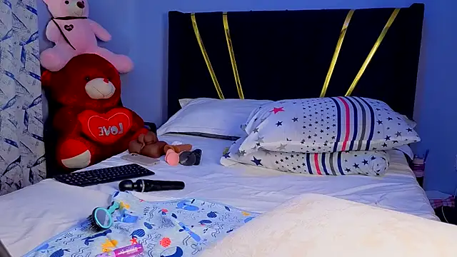 แชท XXX สดของ Dette_dimples