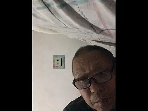 yaocaobi8 现场XXX聊天