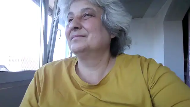 Chat XXX en directo de ExquisiteMature