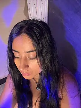 Онлайн чат XXX Valentinne_z