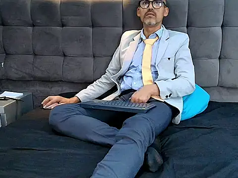 Oswalldo__ Adlı Modelin Web Kamerası Şovu