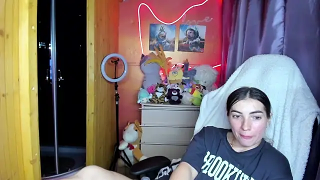 Chat XXX en directo de Fiery_Brunette_