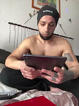 Mohdollmen Pertunjukan Webcam