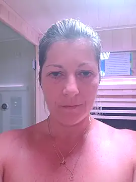 Chat XXX en directo de NikkiBlisss