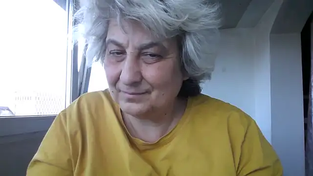 Chat XXX en directo de ExquisiteMature