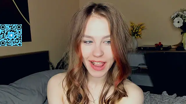 MaliaBourraine Chat XXX in diretta