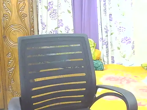 Natasha_pihu's Webcam Show