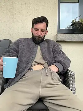 Michel_huge's Webcam Show