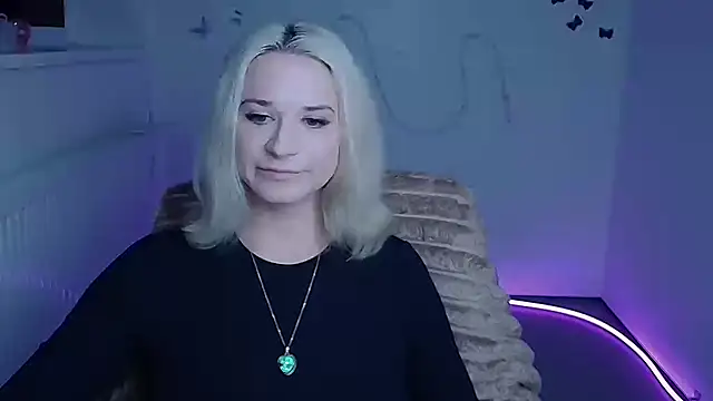 Chat +18 de Melodie_Aster ao vivo