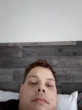 WaningNorth Show in webcam