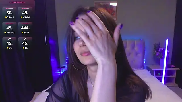 Онлайн чат XXX Carina_E