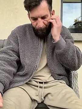 Michel_huge 라이브 XXX 채팅