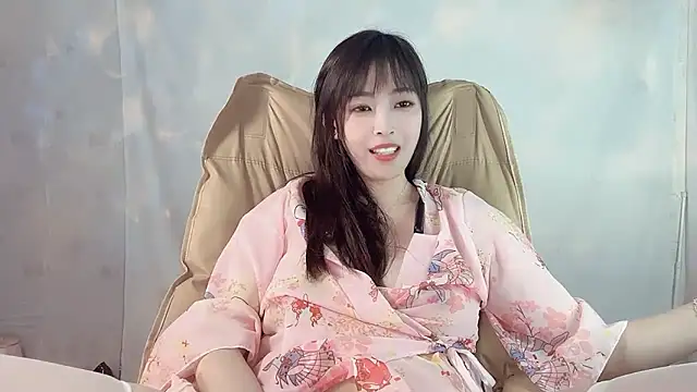 Cherry-666: онлайн-секс-чат