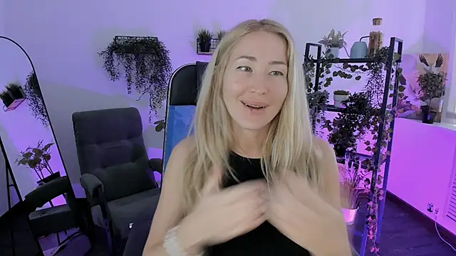 Czat XXX na żywo – AstraMonroe