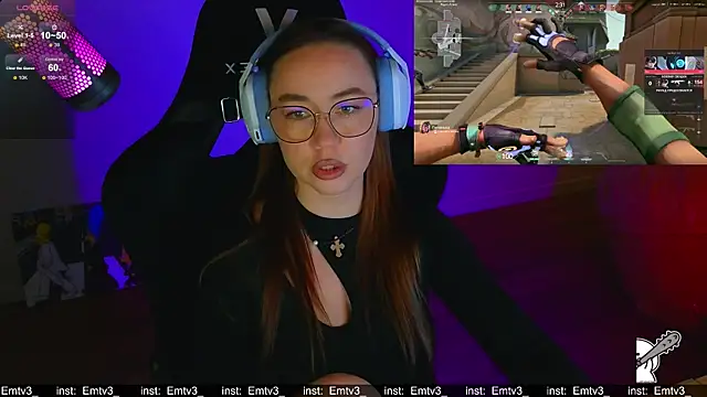 Chat XXX ao vivo de Emili1-