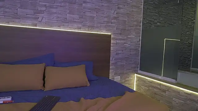 zenda_Biancha – Naživo XXX chat