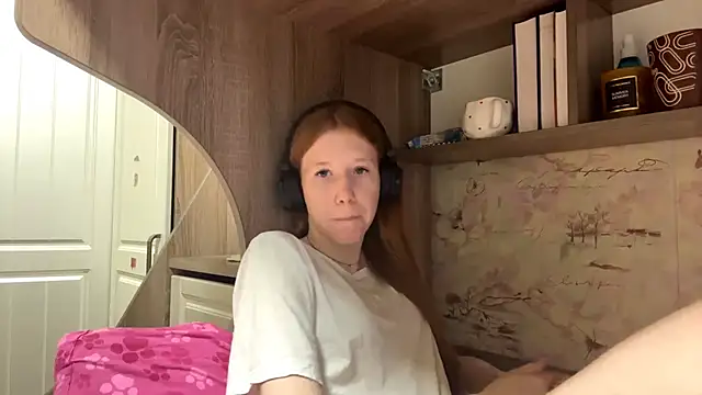 KiraNice1 Webcam-Show