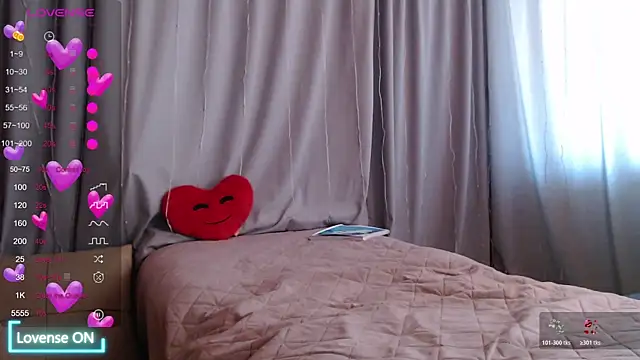 DaddysSluttyGirl2001 Live XXX-Chat