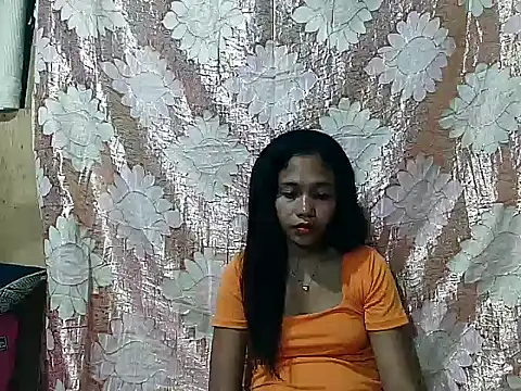 PinaySkinnyGirl 现场XXX聊天