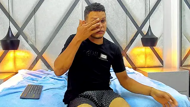 NohaBrooks' Webcam Show