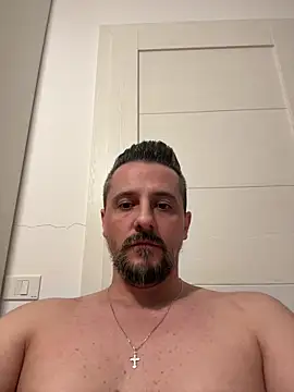 InsaneMattt webcam show