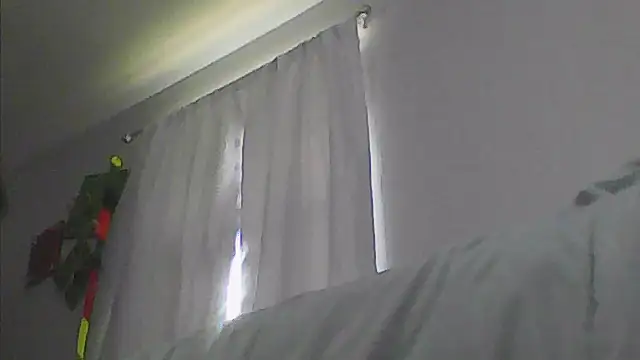 sarahkat86's Live XXX Chat