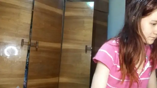 دردشة NickiKisinger الجنسية المباشرة