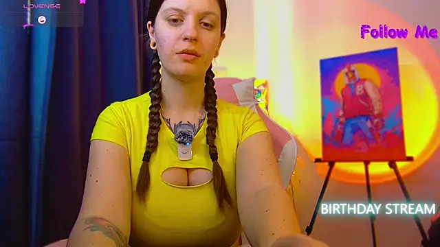 Ann_mikela Show in webcam