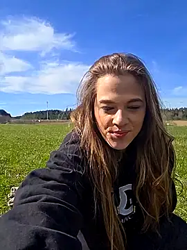 XXX chat uživo modela Luna_Lynn