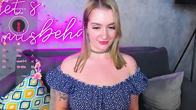 دردشة Viickie_Nelsson الجنسية المباشرة