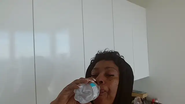 MSweetLindaParks live XXX chat