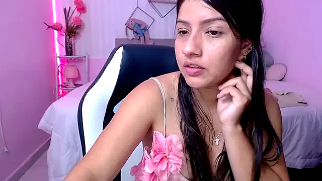 Chat XXX en directo de zara_cute