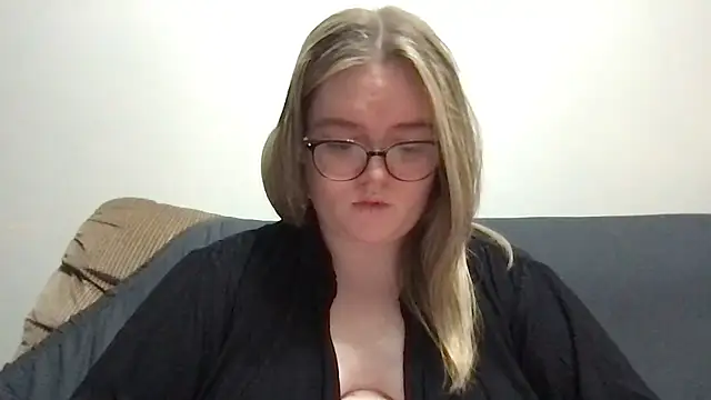 honeyyy24 – webcam-show