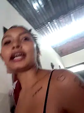 Genesis_18_'s Live XXX Chat