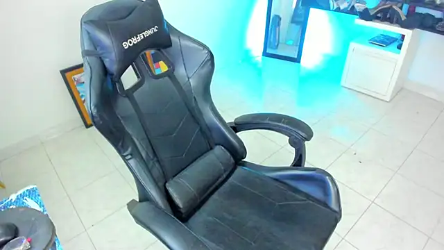 Chat XXX en directo de BellaFlaming