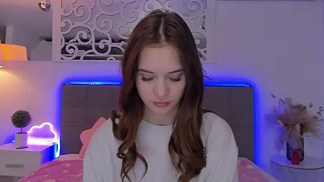 LuisaClover's Live XXX Chat